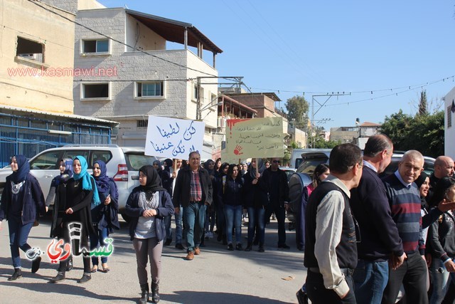 فيديو: رئيس البلدية في المسيرة التضامنية مع الاستاذ طارق ورسالة الى الشرطة  تحصيلكم وانجازاتكم في السنوات الاخيرة صفر   